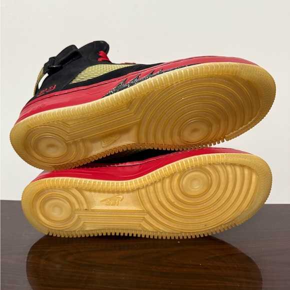 Nike Air Jordan Fusion 5 Men's Size 12 Black Red Athletic Shoes 318608-062 - Picture 5 of 5